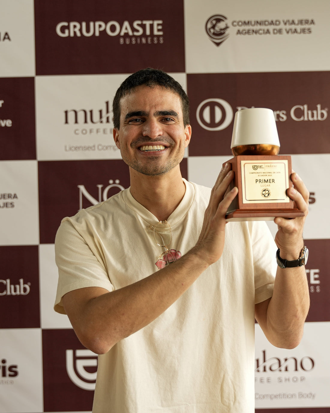 Ecuador tiene un nuevo campeón: Juan Begué nos representará en el Mundial de Cata 2025